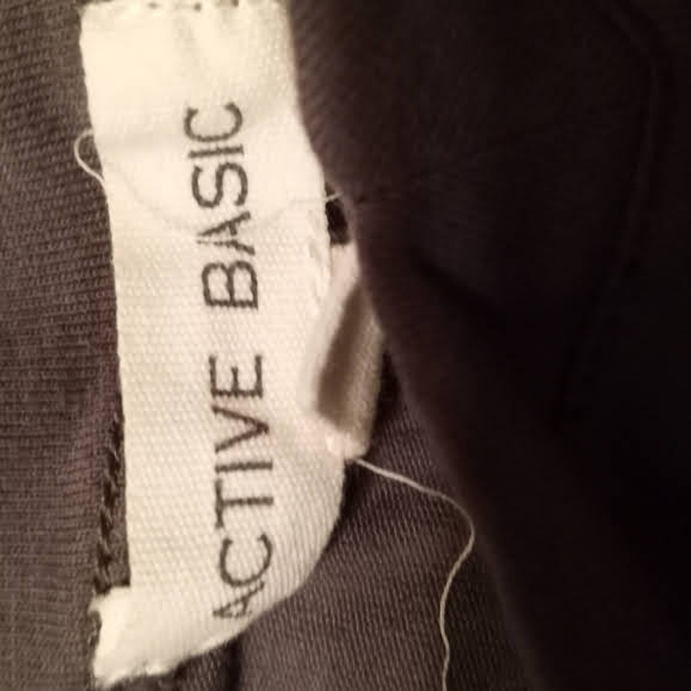 Active basic t-shirt - Picture 2 of 5